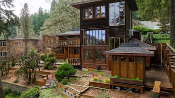 House, 3 Bedrooms | Exterior