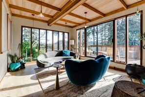 Casa, 3 quartos | Área de estar