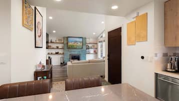 House, 2 Bedrooms | Interior