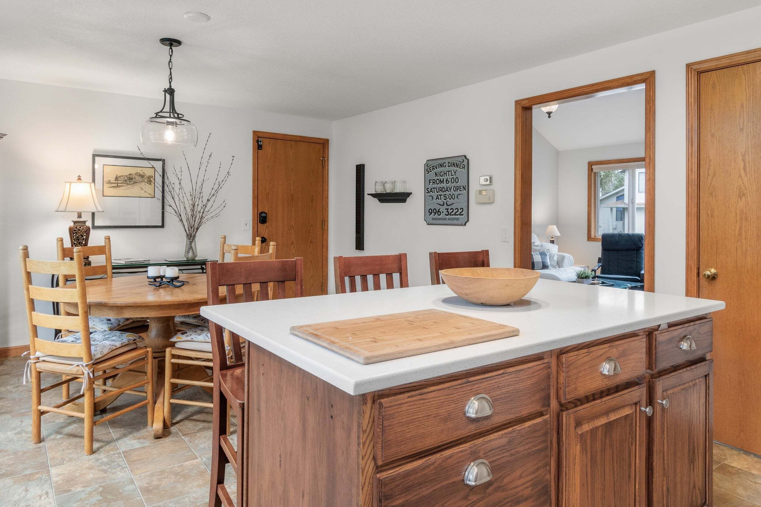 House, 4 Bedrooms | Dining