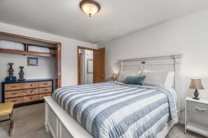 House, 4 Bedrooms - Oakway Oasis - 6 Minutes To Autzen 4 Bedroom Home (Eugene)