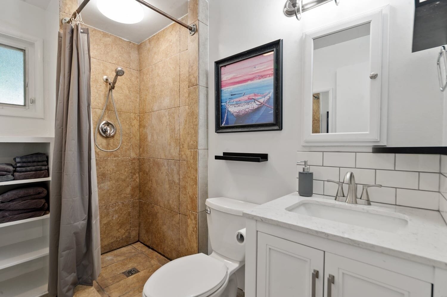 Studio, 1 Bedroom | Bathroom | Towels