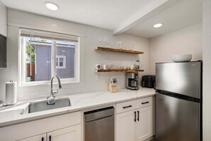 House, 1 Bedroom | Private kitchen | Fridge, oven, coffee/tea maker, toaster - Cozy Casita - Minutes To Autzen & Downtown 1 Bedroom Home (Eugene)