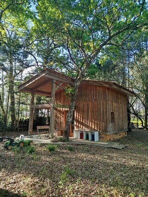 Exterior - Vrbo Property (Le Porge)