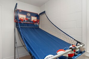 Games room - Coastal Livin' 3 Bedroom Home (Holmes Beach)