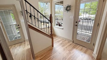 Townhome, 3 Bedrooms | Interior