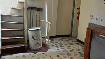 Shared Dormitory, 5 Bedrooms, Smoking, Garden View | Interior