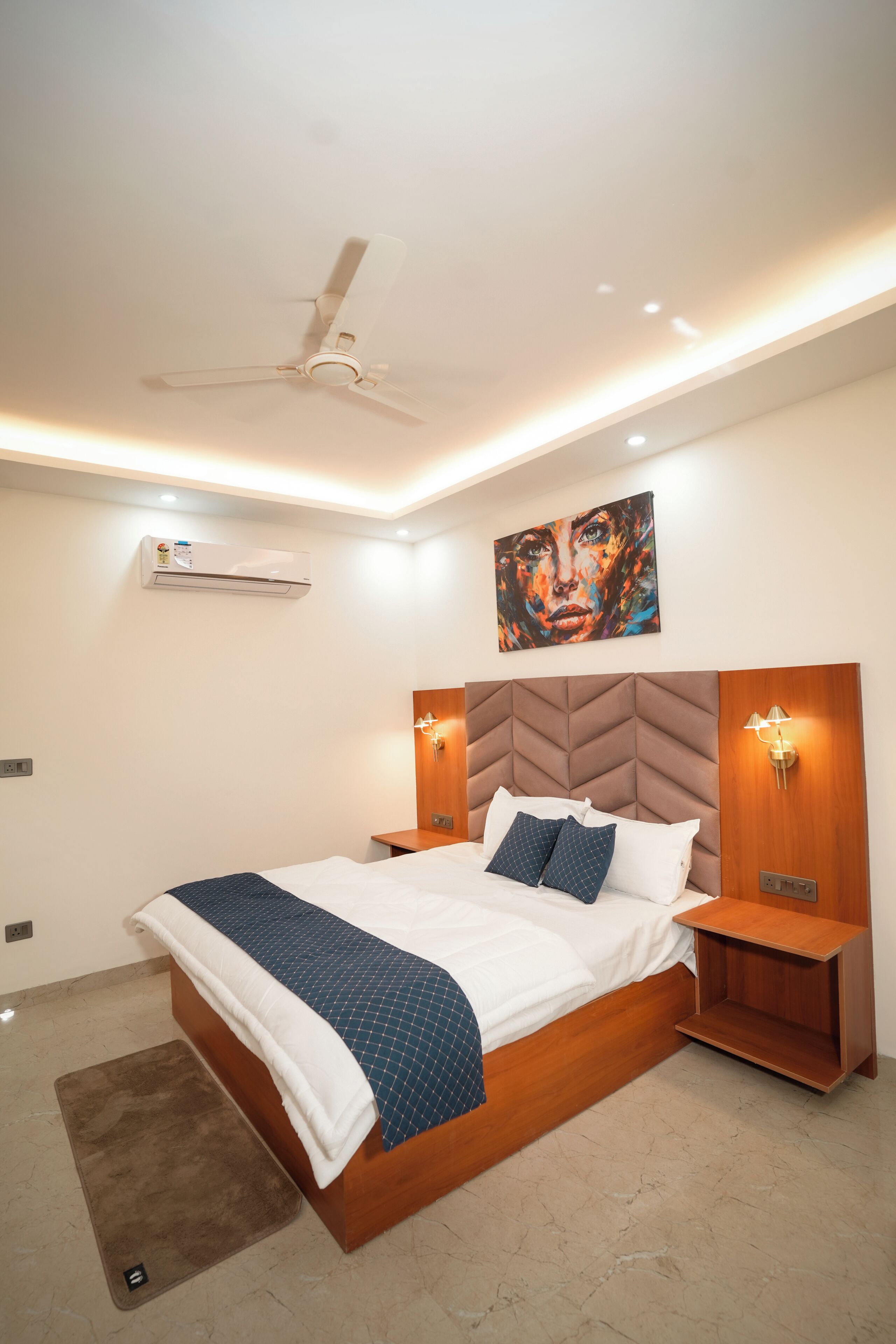 Deluxe Double Room, Balcony, City View | Desk, free WiFi