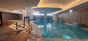 Indoor pool, outdoor pool - SPECTACULAR PROPERTY WITH PANORAMIC SEA, MOUNTAIN AND GOLF COURSE VIEWS (Mijas-Costa)