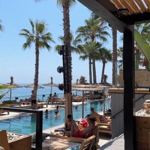 Indoor pool, outdoor pool - SPECTACULAR PROPERTY WITH PANORAMIC SEA, MOUNTAIN AND GOLF COURSE VIEWS (Mijas-Costa)