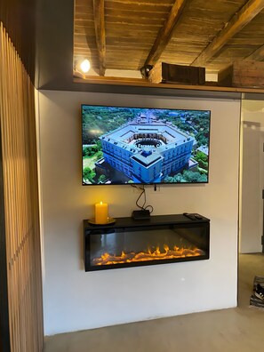 Interior - Suite Tagliamento Apartment with Wi-Fi and Air Conditioning (Caprarola)