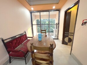 Chambre Quadruple Deluxe, vue ville | Vue de la chambre