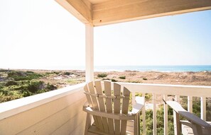 Property grounds - Seaside Retreat - oceanfront, pool sleeps 4, views, previous”Leg-a-Sea” (Atlantic Beach)