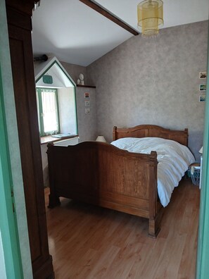 Room - Vrbo Property (Les Essards)