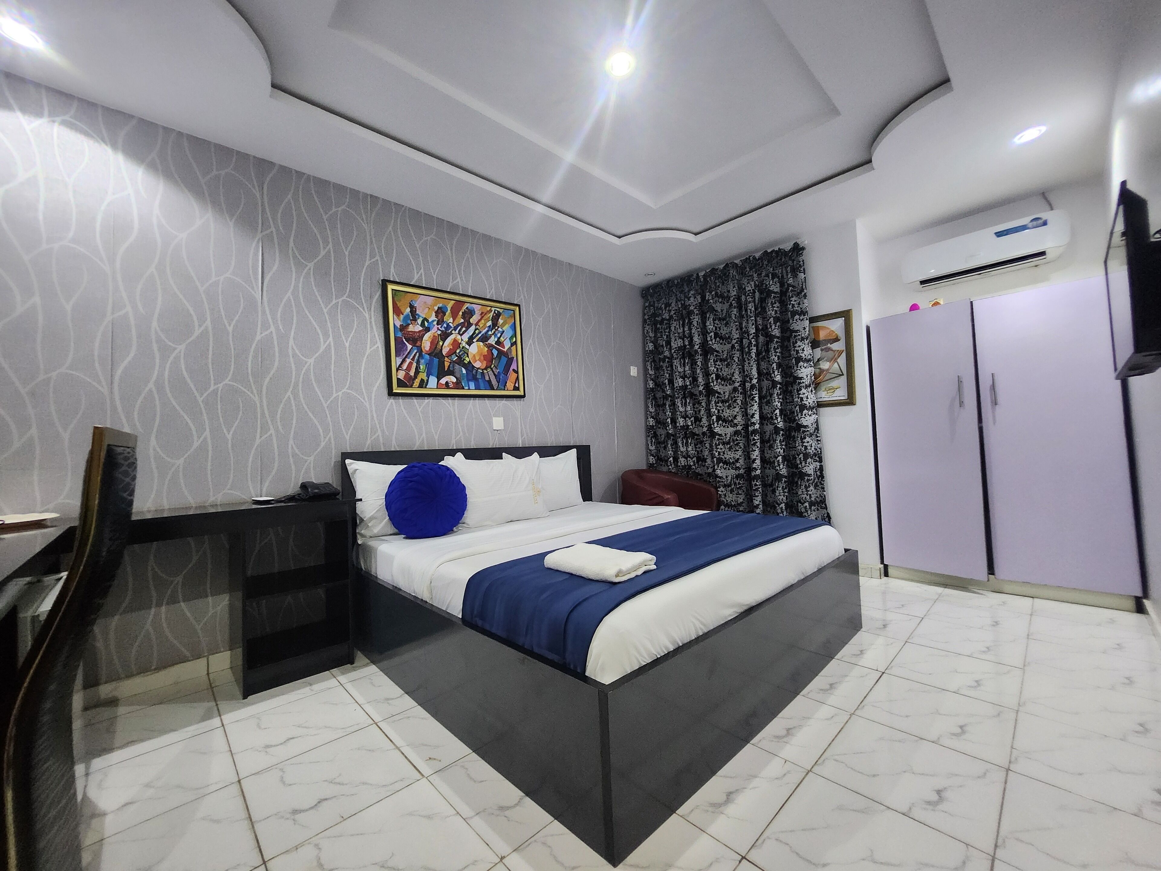 Executive Room, 1 King Bed, Air conditioning