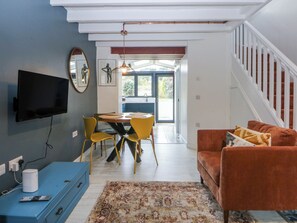 Interior - East Meets West (Criccieth)