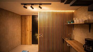 Apartment | In-room safe, free WiFi