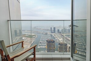 Apartment, Sea View | Interior - Prime 2BR in Damac Heights Marina (Dubai)