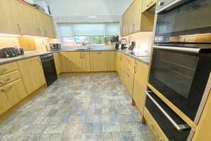 Bungalow, 3 phòng ngủ, phù hợp cho người khuyết tật, hút thuốc | Nội thất