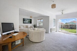 Bungalow, 3 Bedrooms, Accessible, Smoking | Living room - 3 Bed Bungalow With Large Garden & BBQ (South Shields)