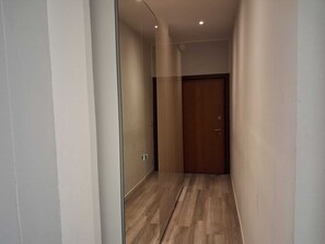 Interior - Design flat in the heart of Tortona District - steps from Fuorisalone events (Milano)