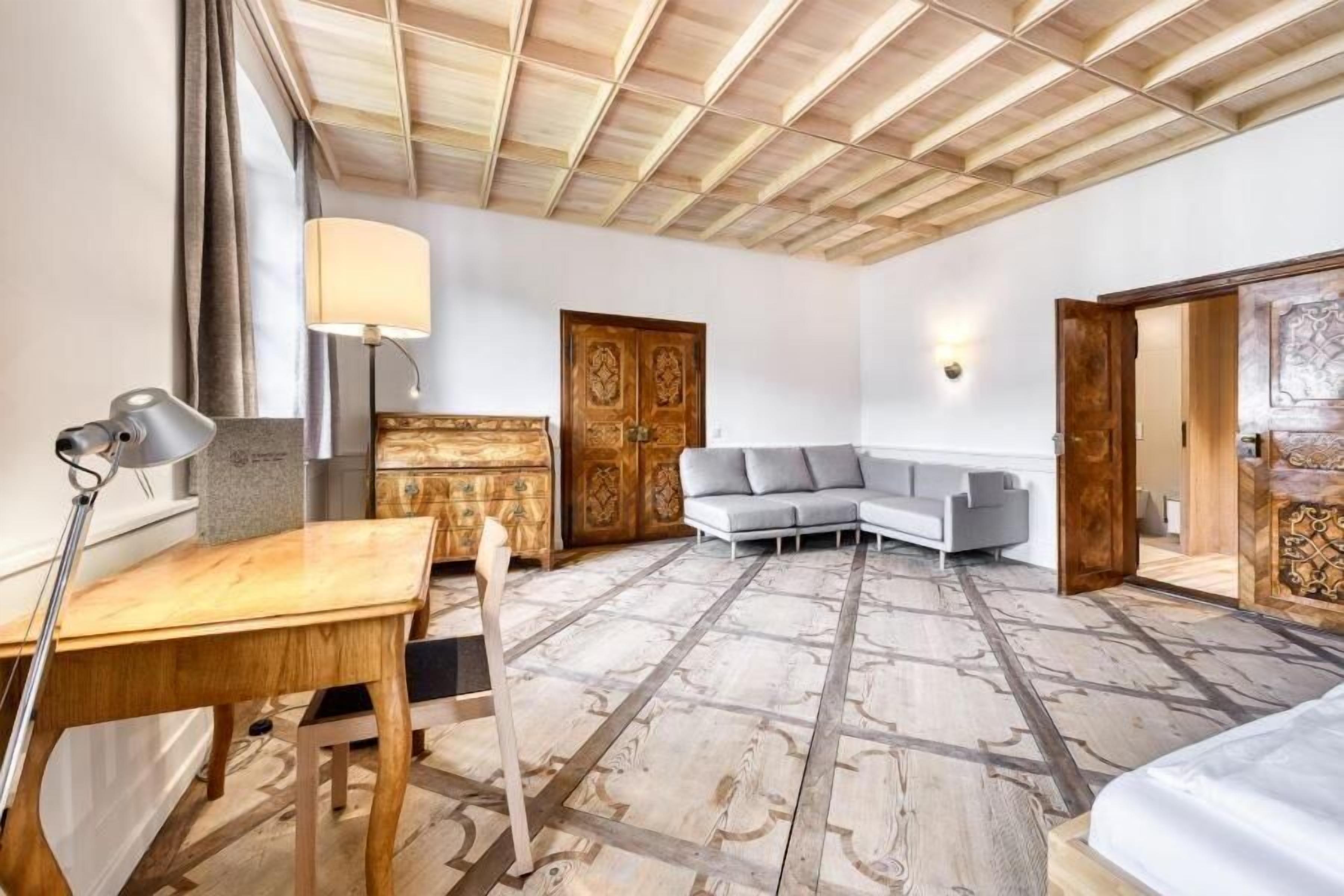 Chambre Double, non-fumeur, vue cour intérieure | Intérieur