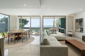 Smart TV, table football, stereo - Premium villa on the seafront in Madalena|BayShore (Madalena do Mar)