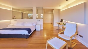 อพาร์ทเมนท์, 4 ห้องนอน, ระเบียง, วิวสวน | 4 ห้องนอน