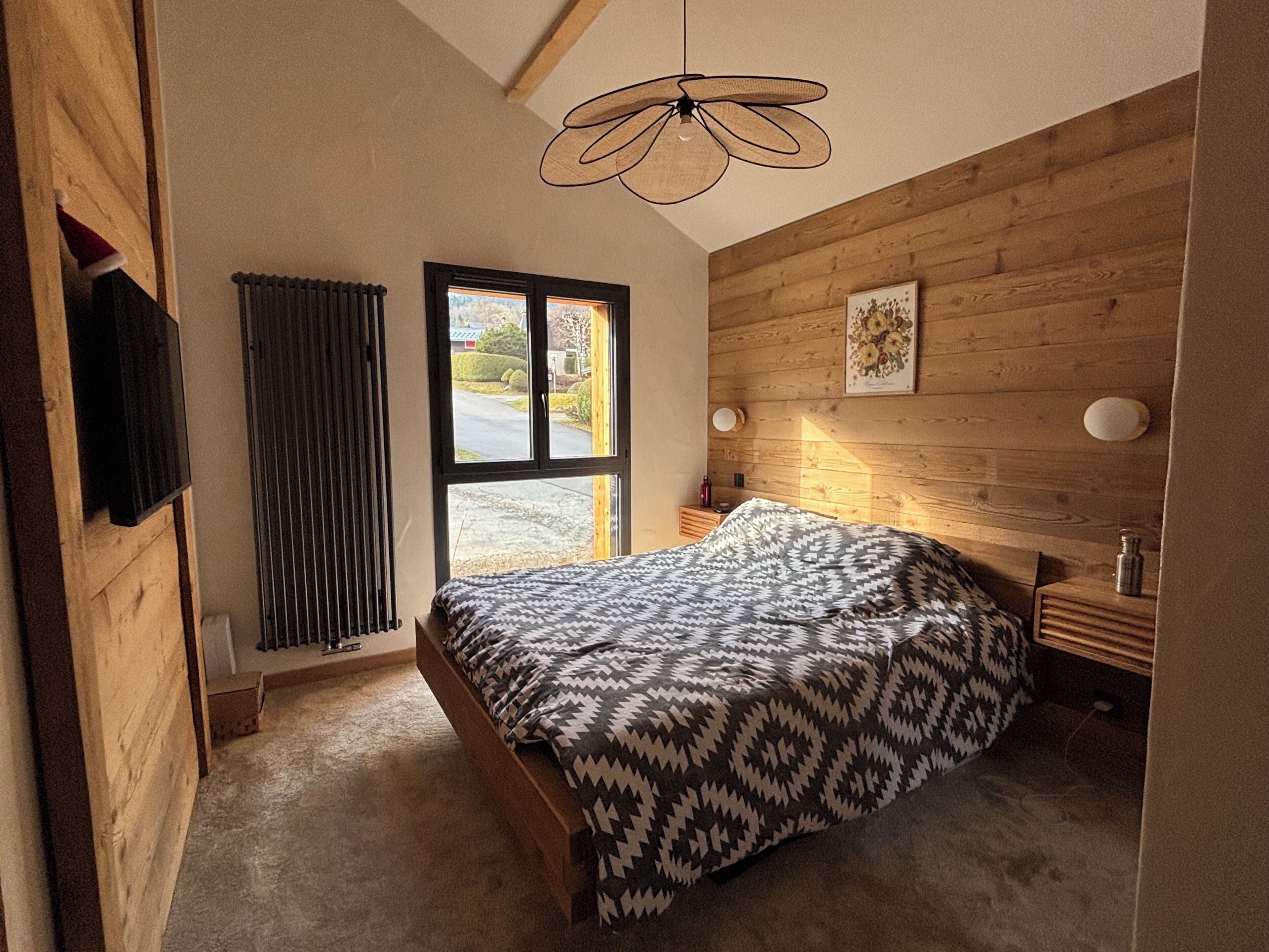 4 bedrooms, WiFi, bed sheets