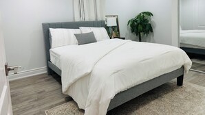 Room - “Your Countryside Retreat – Our Passion” 🌿🏡
🛏️ Cozy Comfort | Rustic Charm (Brampton)