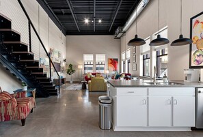 Interior - The Urban Palette - Downtown GB & KI Convention (Green Bay)