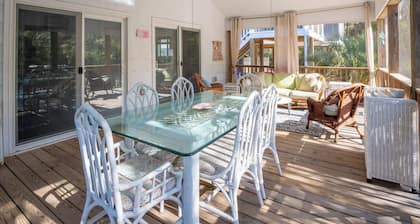 A Last Resort-NEW property discount-Book Now!