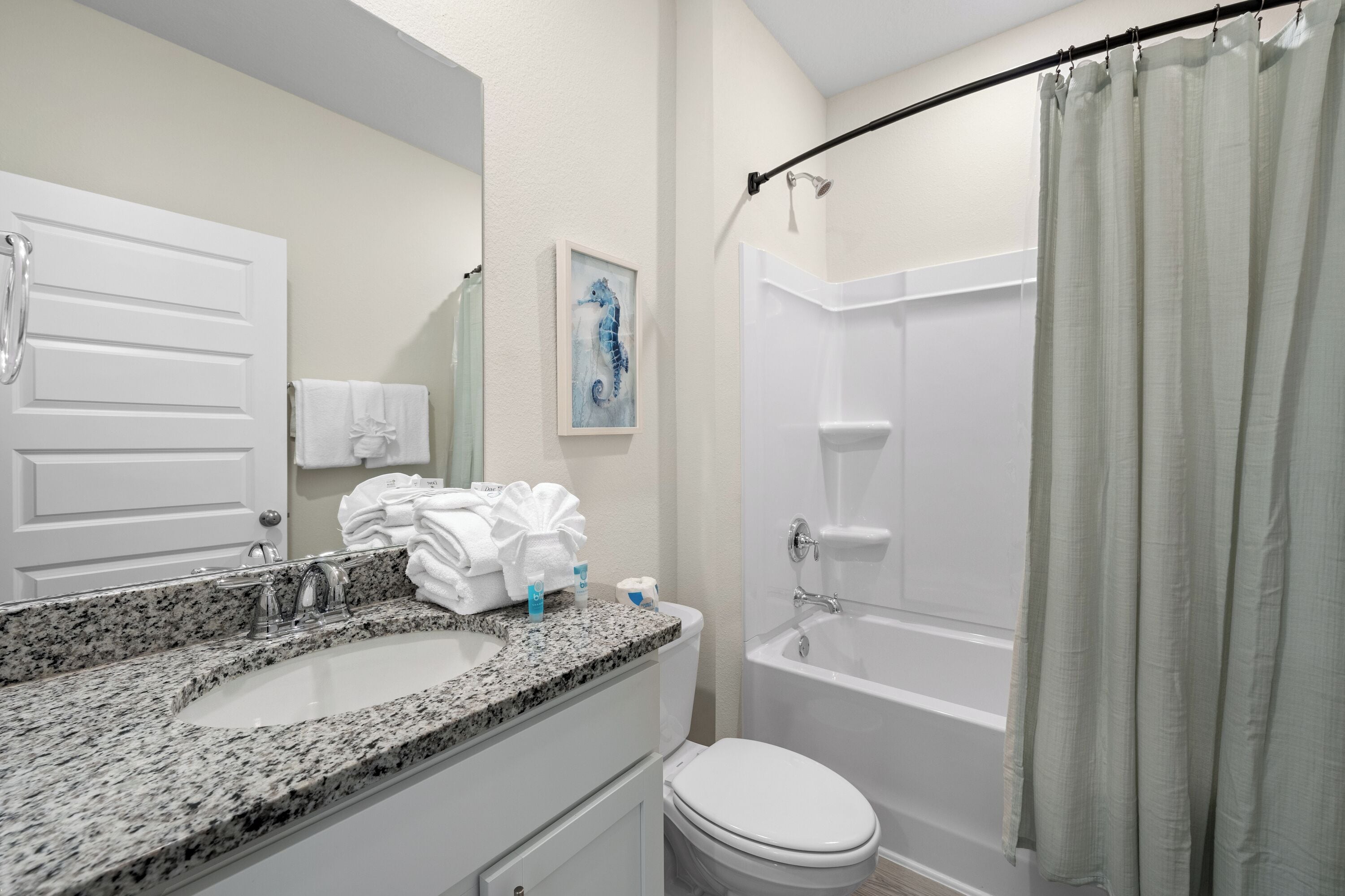 Executive House, 4 Bedrooms, Patio | Bathroom | Separate tub and shower, free toiletries, towels, soap