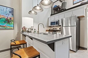 Private kitchen - Lambeau Loft - Downtown GB & KI Convention (Green Bay)