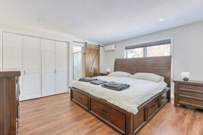 Room - Catskills getaway with all modern comforts (Kerhonkson)