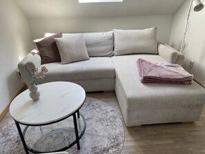 Living area - Apartment 'Mein Kleines Reich' with Wi-Fi (Zwickau)