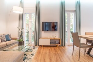 Living area - Stylish Apartment on Ortega y Gasset – Salamanca (Madrid)