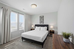 Room - The Creation Station – 5BDR (Walton)