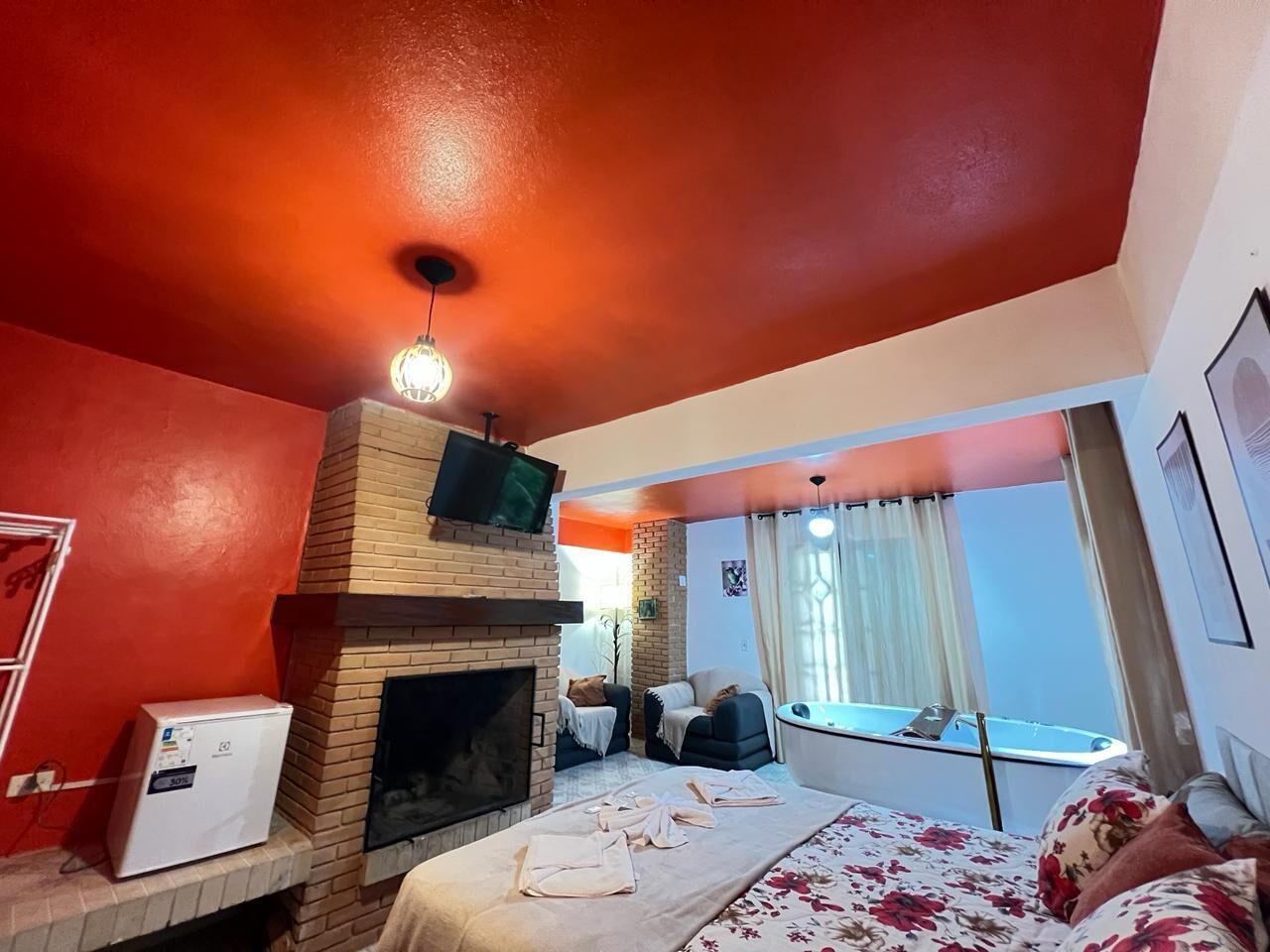 Deluxe-sviitti, näköala puutarhaan