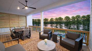 House, Berbilang Katil (Paddle Pointe) | Pemandangan tasik