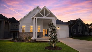 House, Multiple Beds (Paddle Pointe) | Exterior