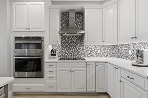 Condo, Multiple Beds (Tydemark 502) | Private kitchen - Tydemark 502 (New Smyrna Beach)