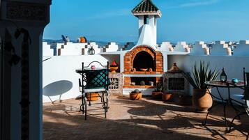 Loft, Sea View | Outdoor dining