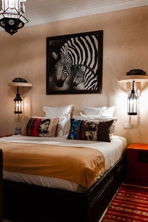 Suite panorÔmica, baño en la habitación (Achakar Suite) | Ropa de cama de alta calidad y minibar