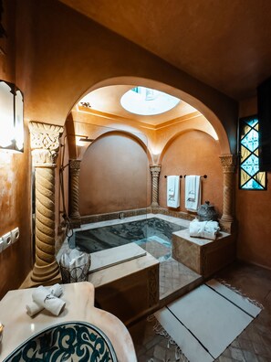 Suite reial, amb bany privat (Gilali Suite) | Bany