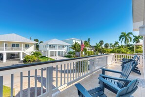 Property grounds - 🏖️Private Pool | Easy Beach Access | Great Outdoor Spaces | Into the Mystic🏖️ (Fort Myers Beach)