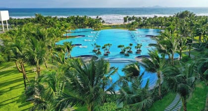 THE ARENA CAM RANH