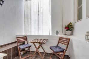 Balcony - IMCT - Fashion Street Luxury Apartment (Budapest)