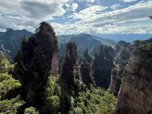 Miscellaneous - QīTiānYōupǐnZhāngjiājièDàyōngGǔchéngDiàn (Zhangjiajie)