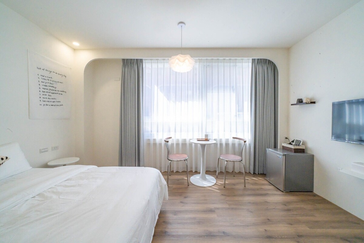 Classic Double Room, Non Smoking | WiFi (free)